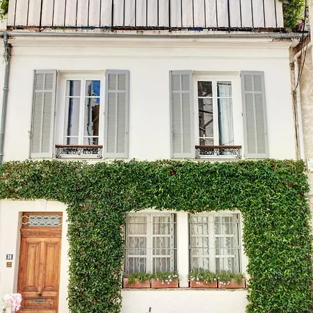 Maison Du Village By Antibes-rental Ferienhaus Antibes