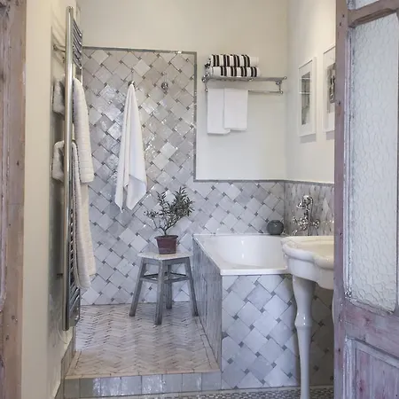 Maison Du Village By Antibes-rental Hébergement de vacances *